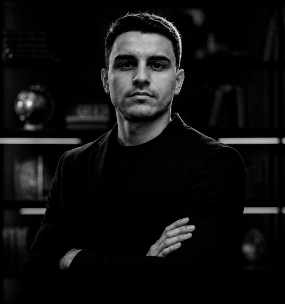Victor Prata, fundador e diretor criativo do Yeshua Graphx